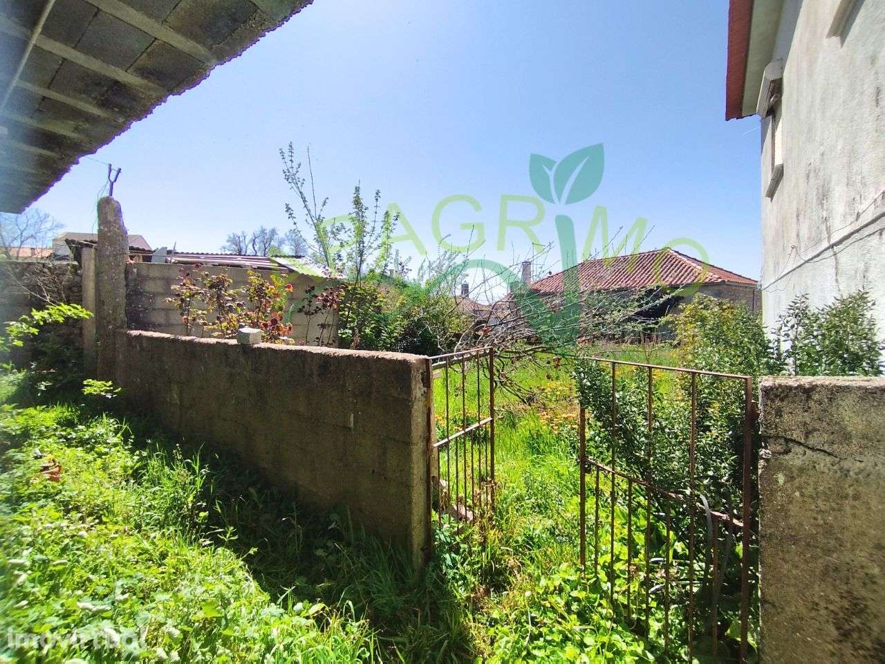 Casa para reconstrução no centro histórico de Penedono - Grande imagem: 5/21