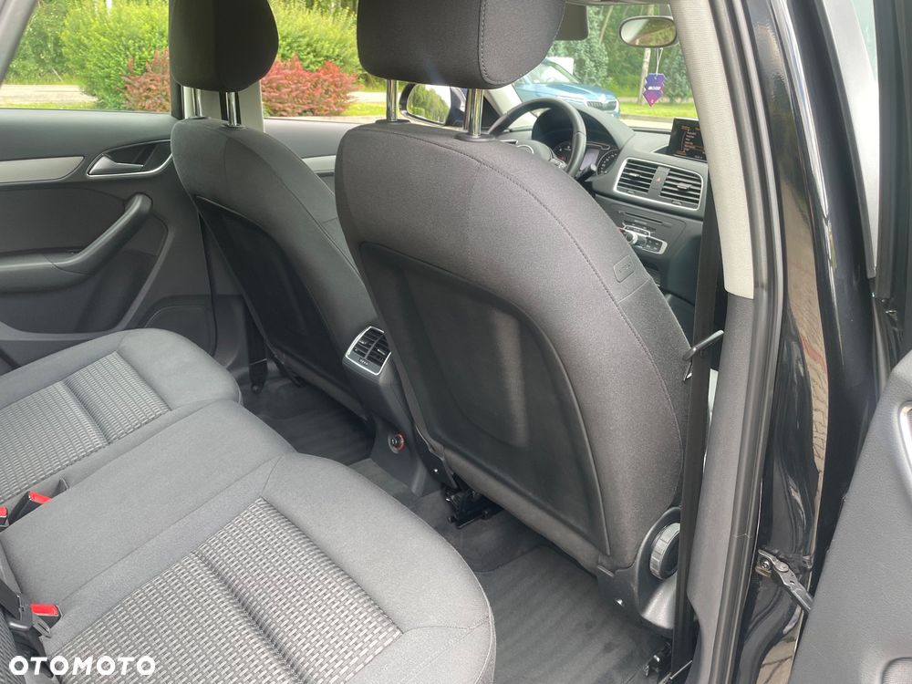 Audi Q3 2.0 TDI Design - 33