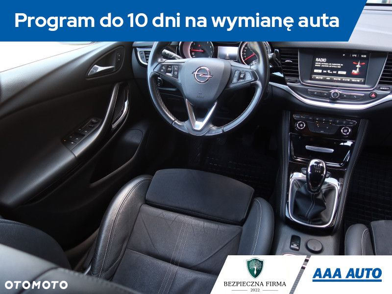 Opel Astra - 8