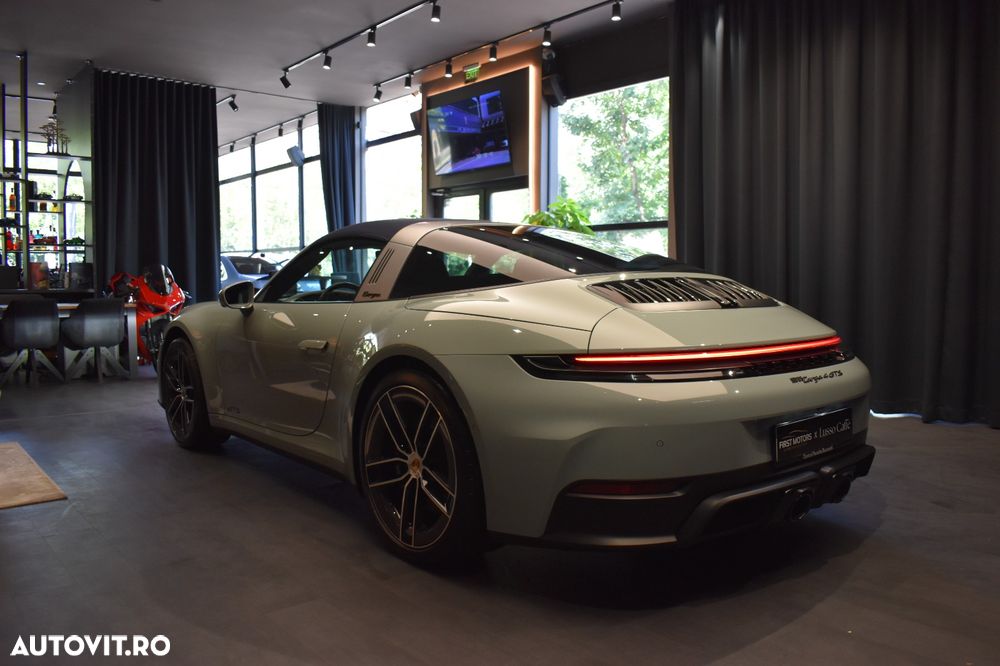 PORSCHE 911 2025 — imagine 6