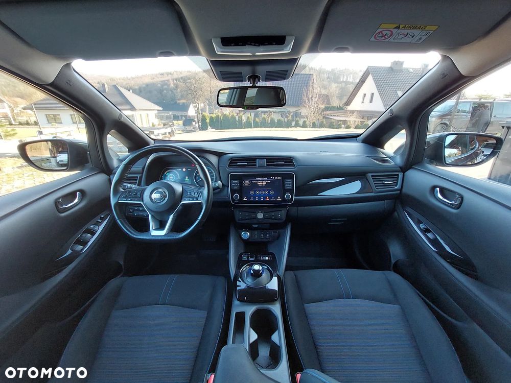 Nissan Leaf 40 kWh N-Connecta - 9