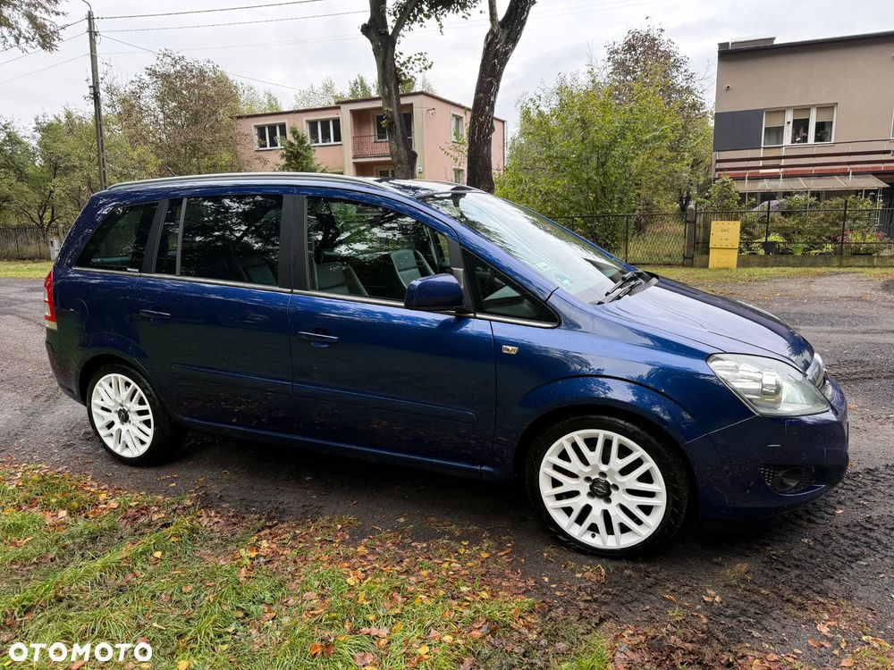 Opel Zafira 1.9 CDTI Cosmo - 8