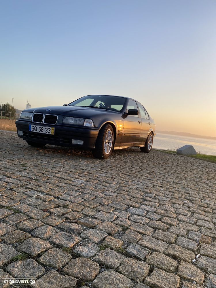 BMW 318 i - 2