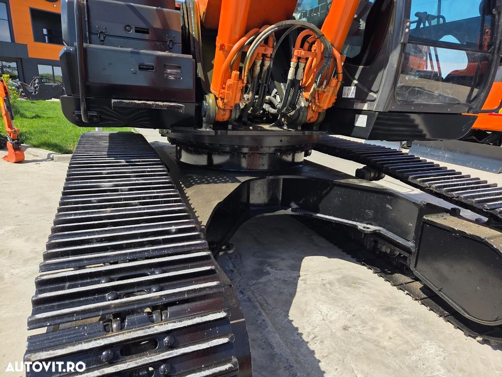 Hitachi ZX350LCN-6, 2020, 11.568h, cupa NOUA 2,2mc, 35,4 tone, Ad sapare 7,5m, latime 2,99m, lant 80% bun doar 900h deplasare, inst picon, inst rotire pe brate, camera spate si laterale, Isuzu, posibil leasing 4 ani-PROMOTIE 86.900 EUR+Tva - 12