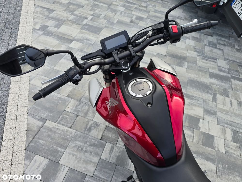 Honda CB - 9