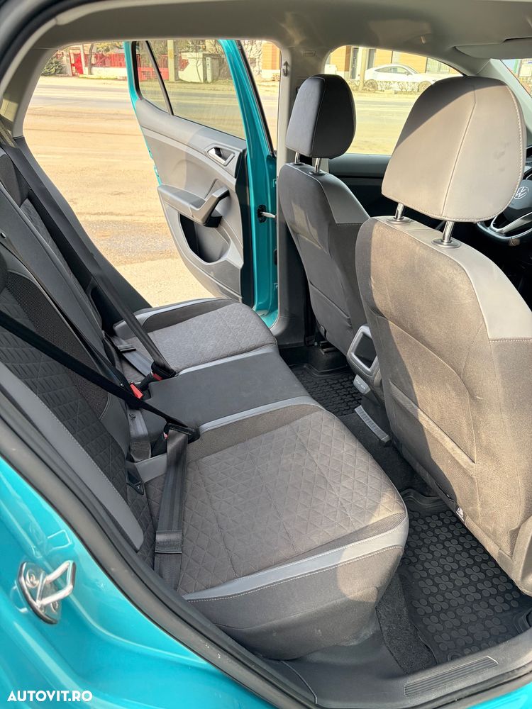 Volkswagen T-Cross - 6