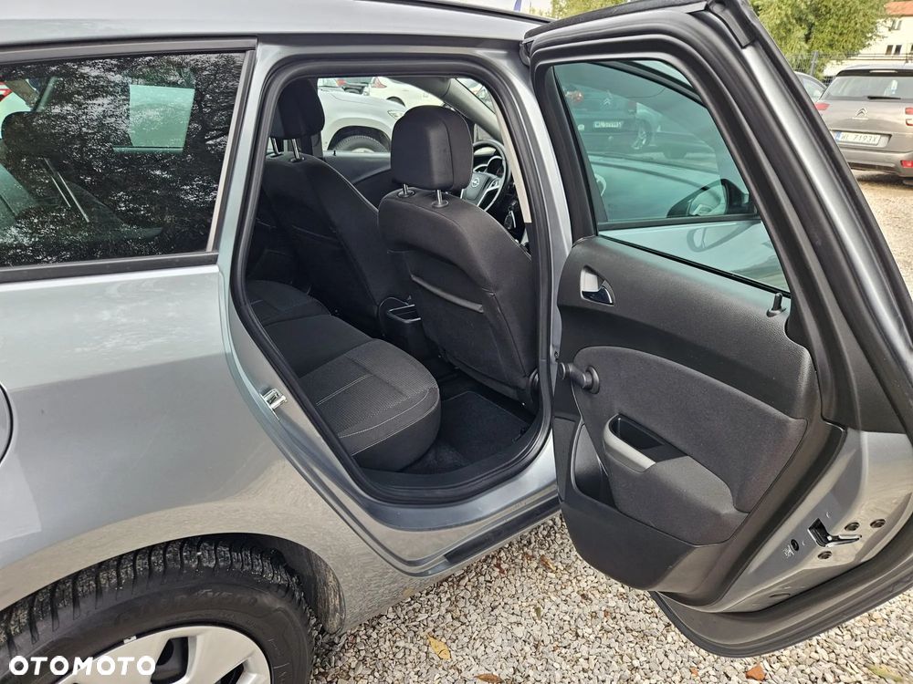 Opel Astra 1.4 Turbo Sports Tourer Active - 21