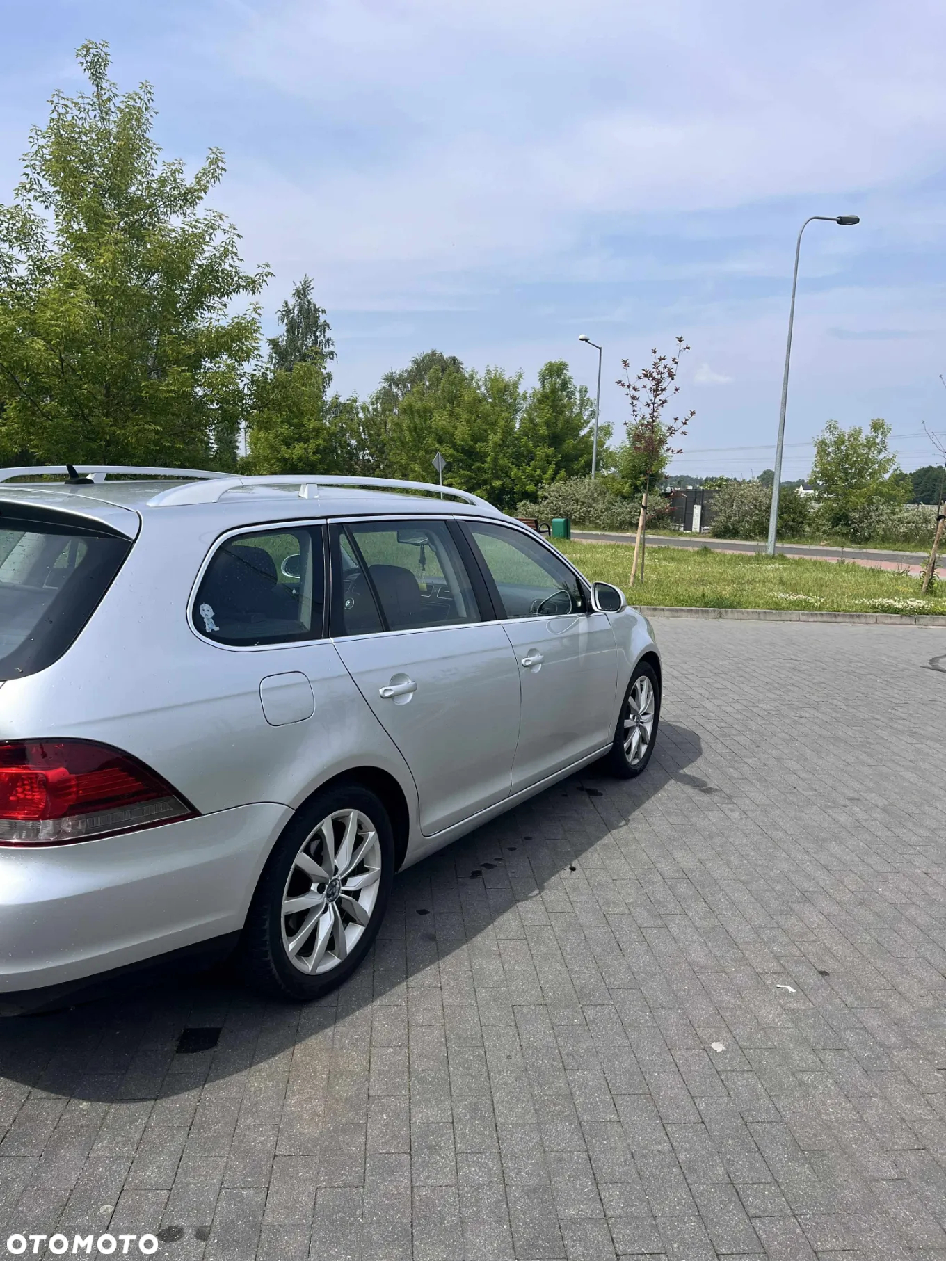 Volkswagen Golf VI 1.6 TDI Highline - 13