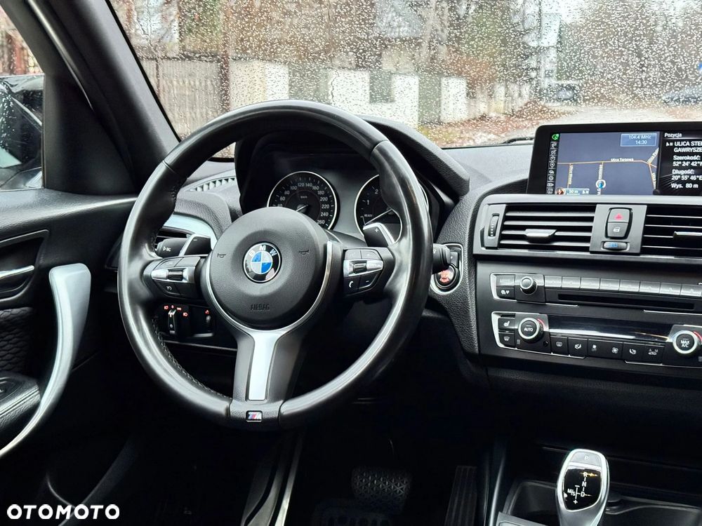 BMW Seria 1 125i Advantage sport - 32