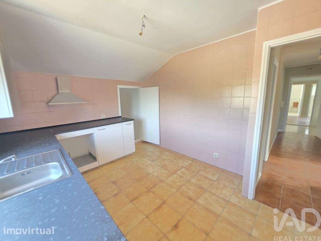 Apartamento T2 em Gondarém de 102 m2 - Grande imagem: 3/14