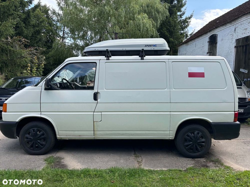 Volkswagen Transporter - 1