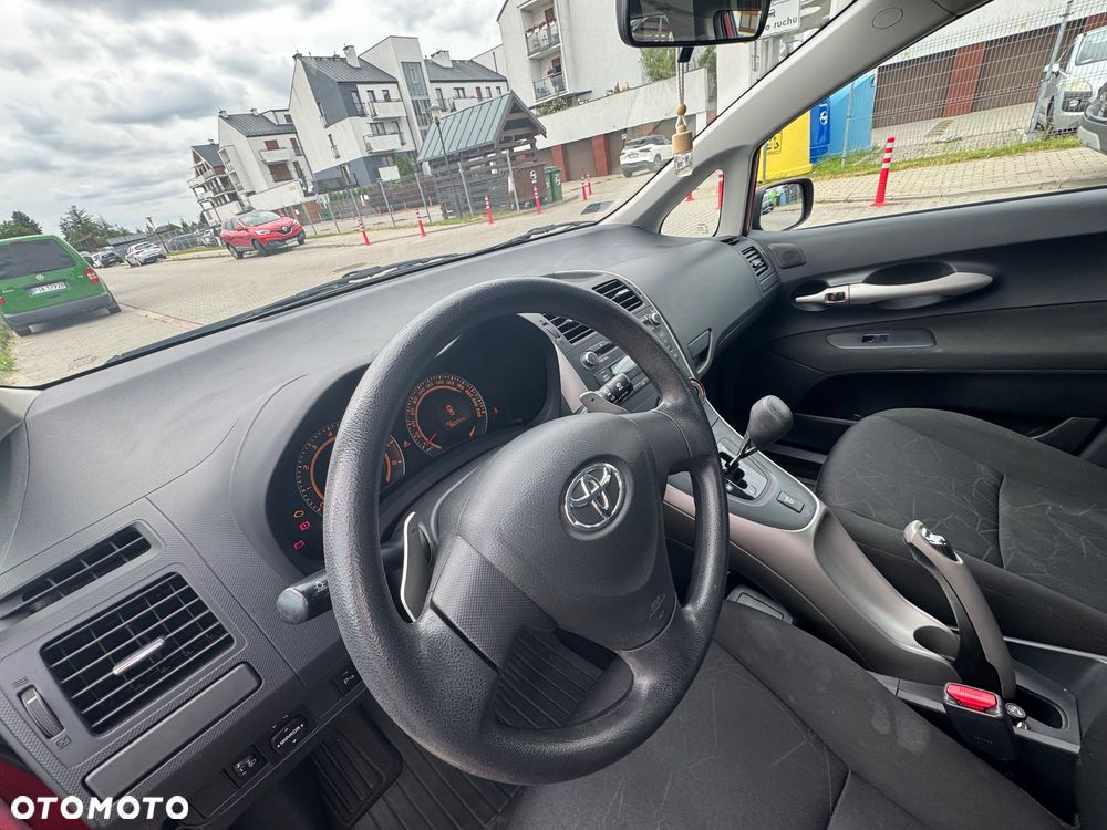 Toyota Auris - 5