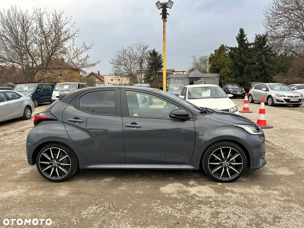 Toyota Yaris Hybrid 1.5 GR Sport - 7