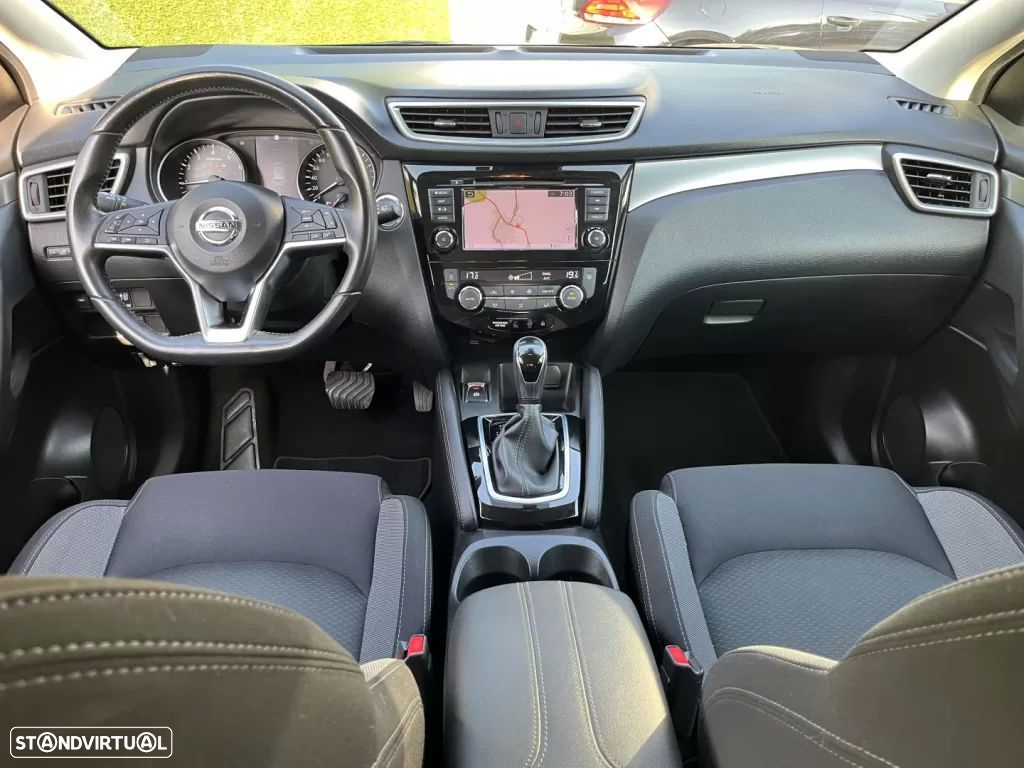Nissan Qashqai 1.3 DIG-T N-Connecta DCT - 14