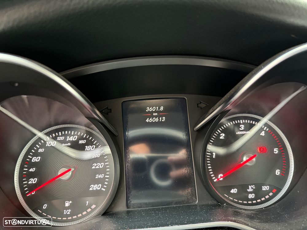 Mercedes-Benz V 220 d Longo Avantgarde Aut. - 9