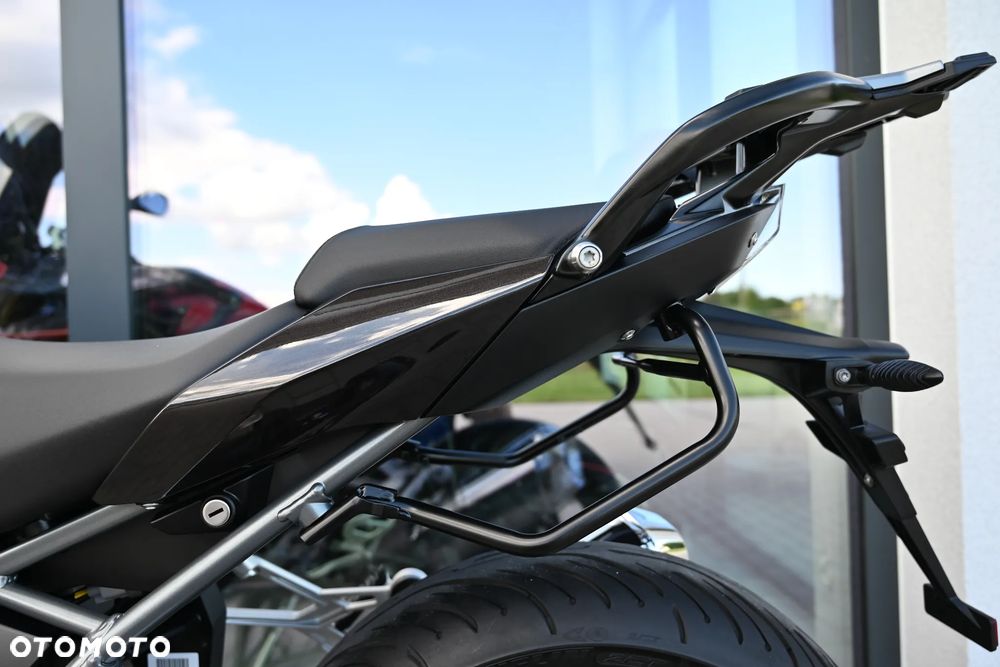 BMW R - 25