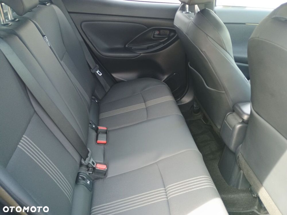 Toyota Yaris Cross - 13