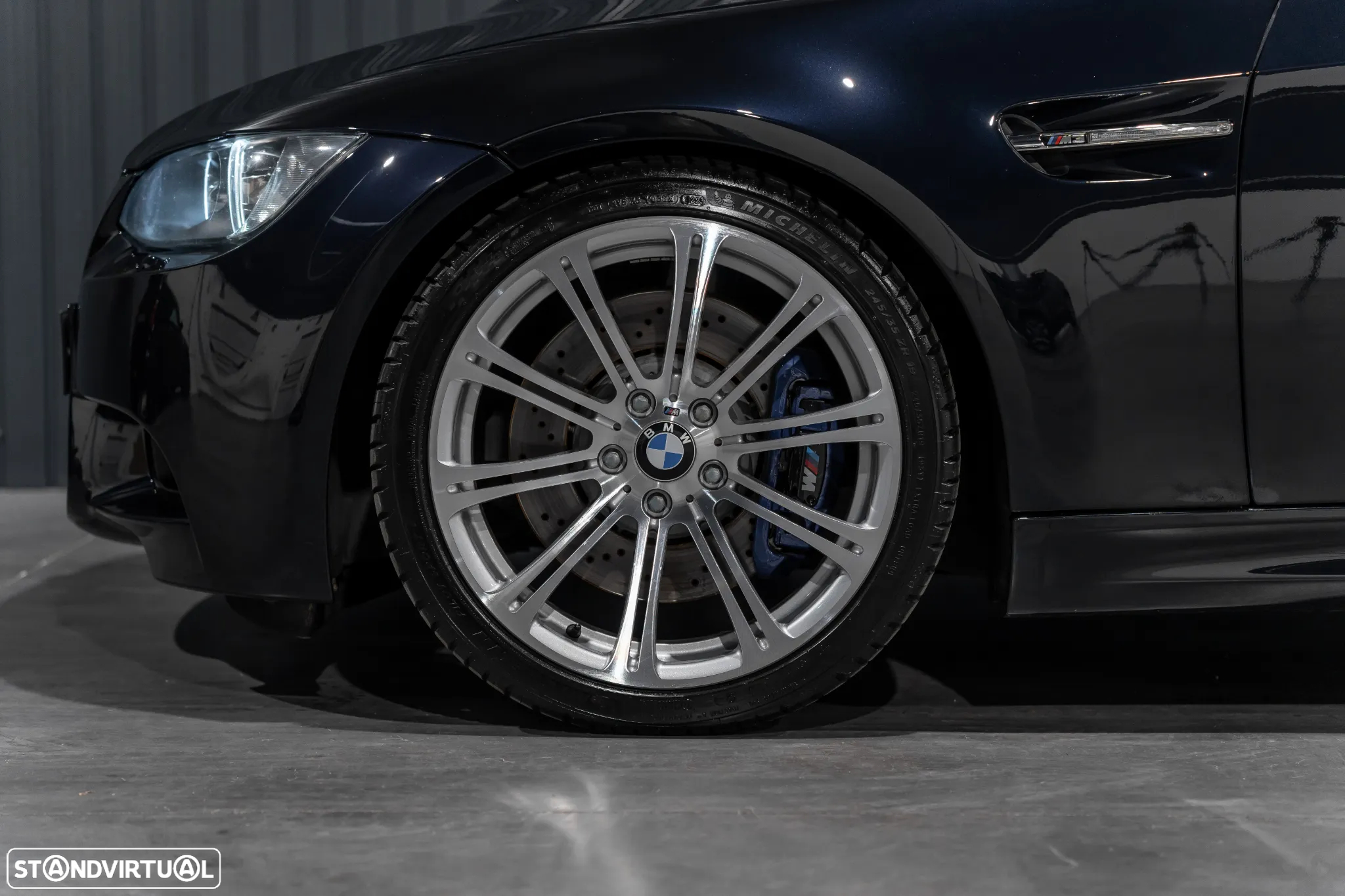BMW M3 Auto - 32