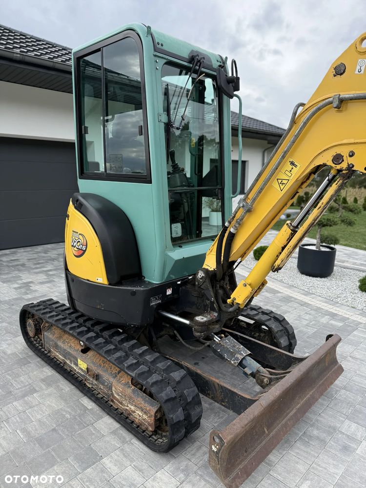 Yanmar VIO 25-4 - 24