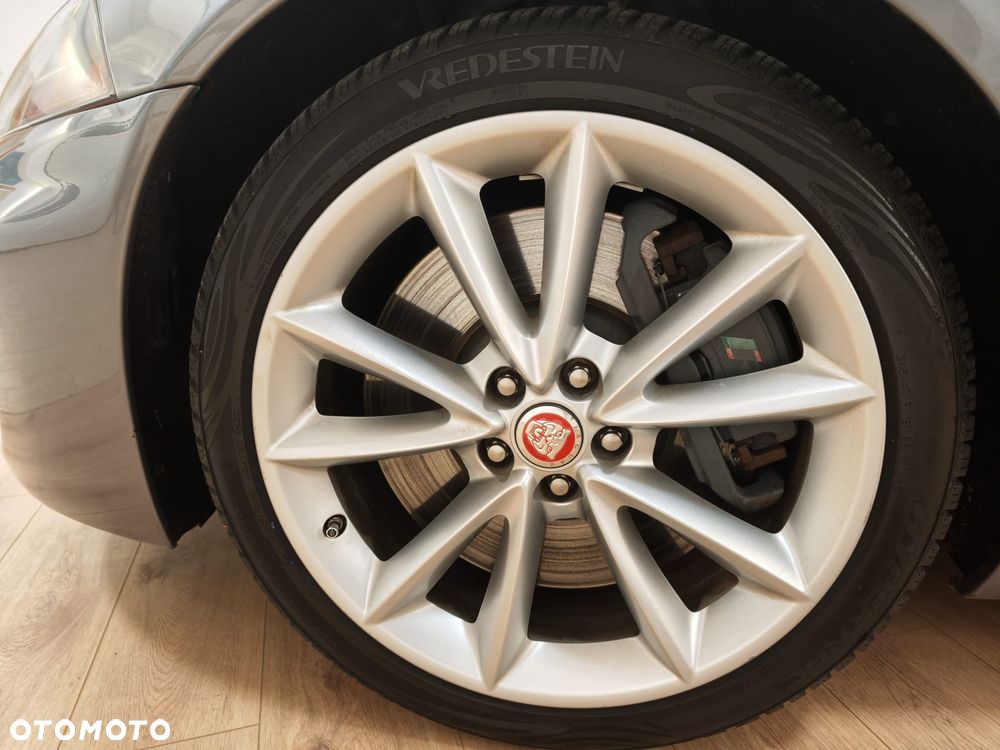 Jaguar XK XKR 5.0 Kompressor - 33