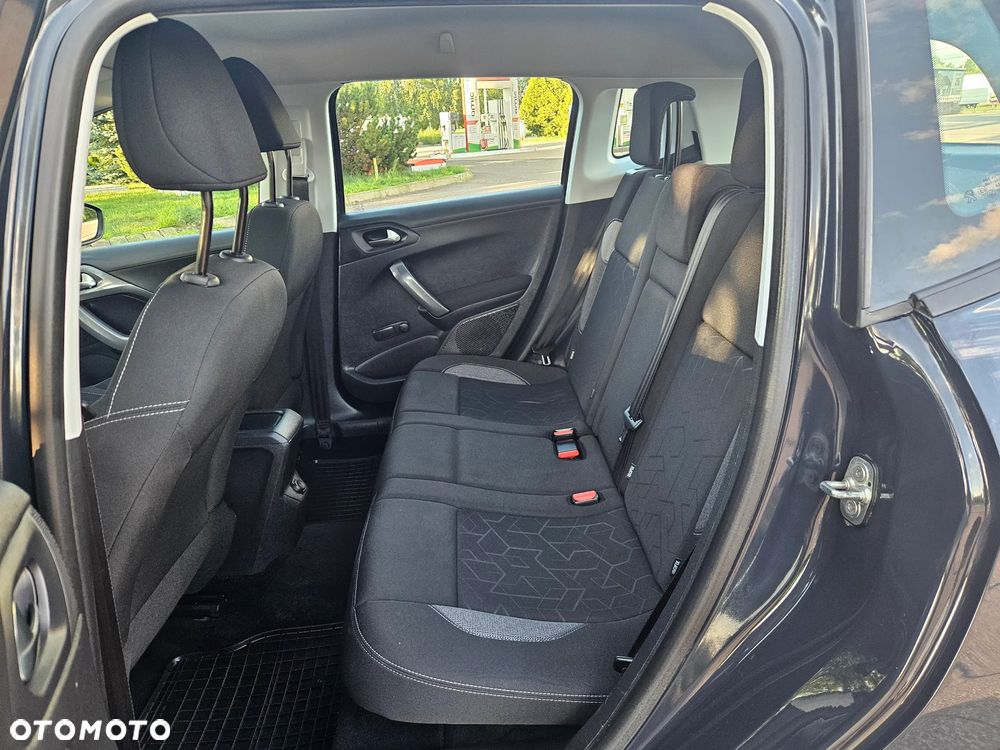 Peugeot 2008 PureTech 82 Style - 39