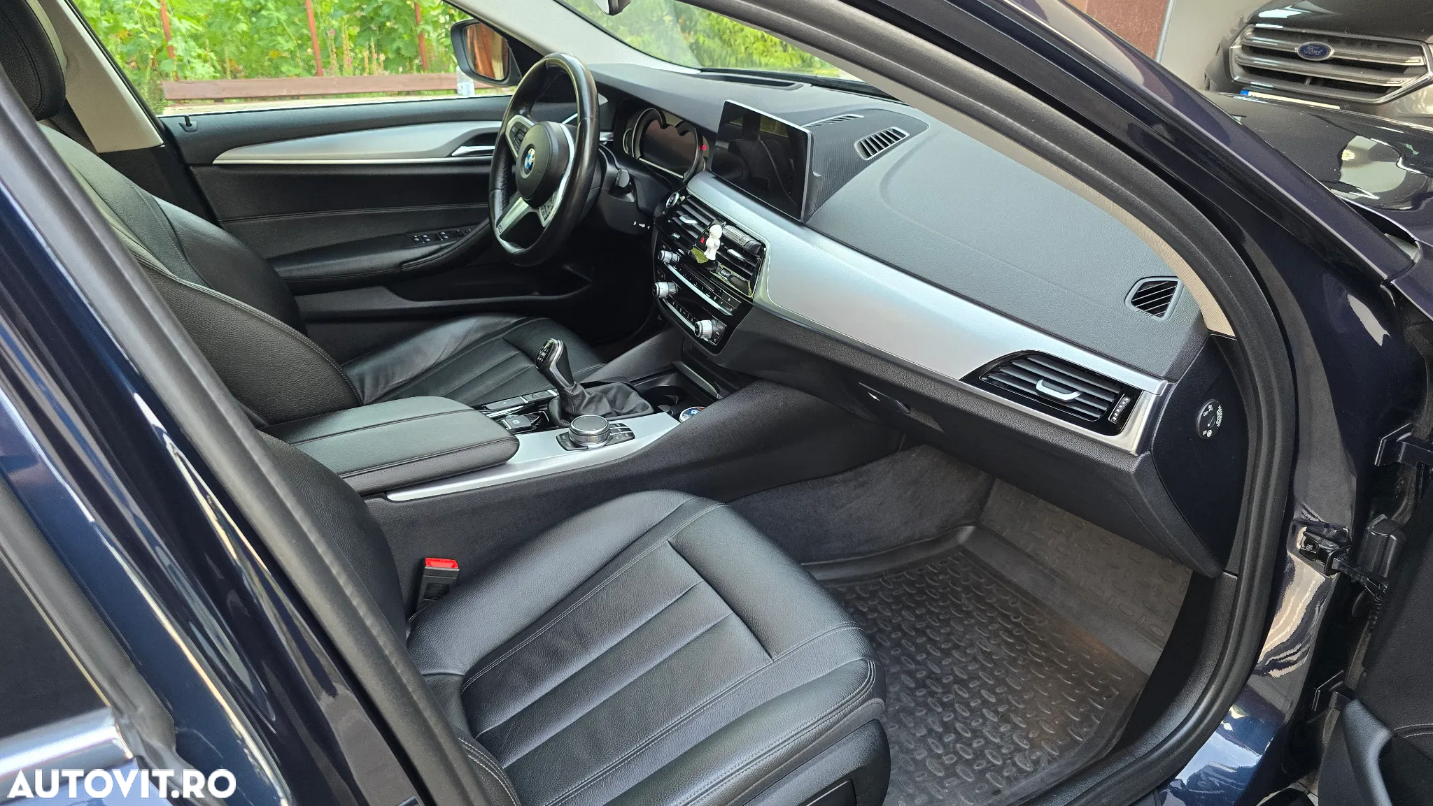 BMW Seria 5 520d - 7
