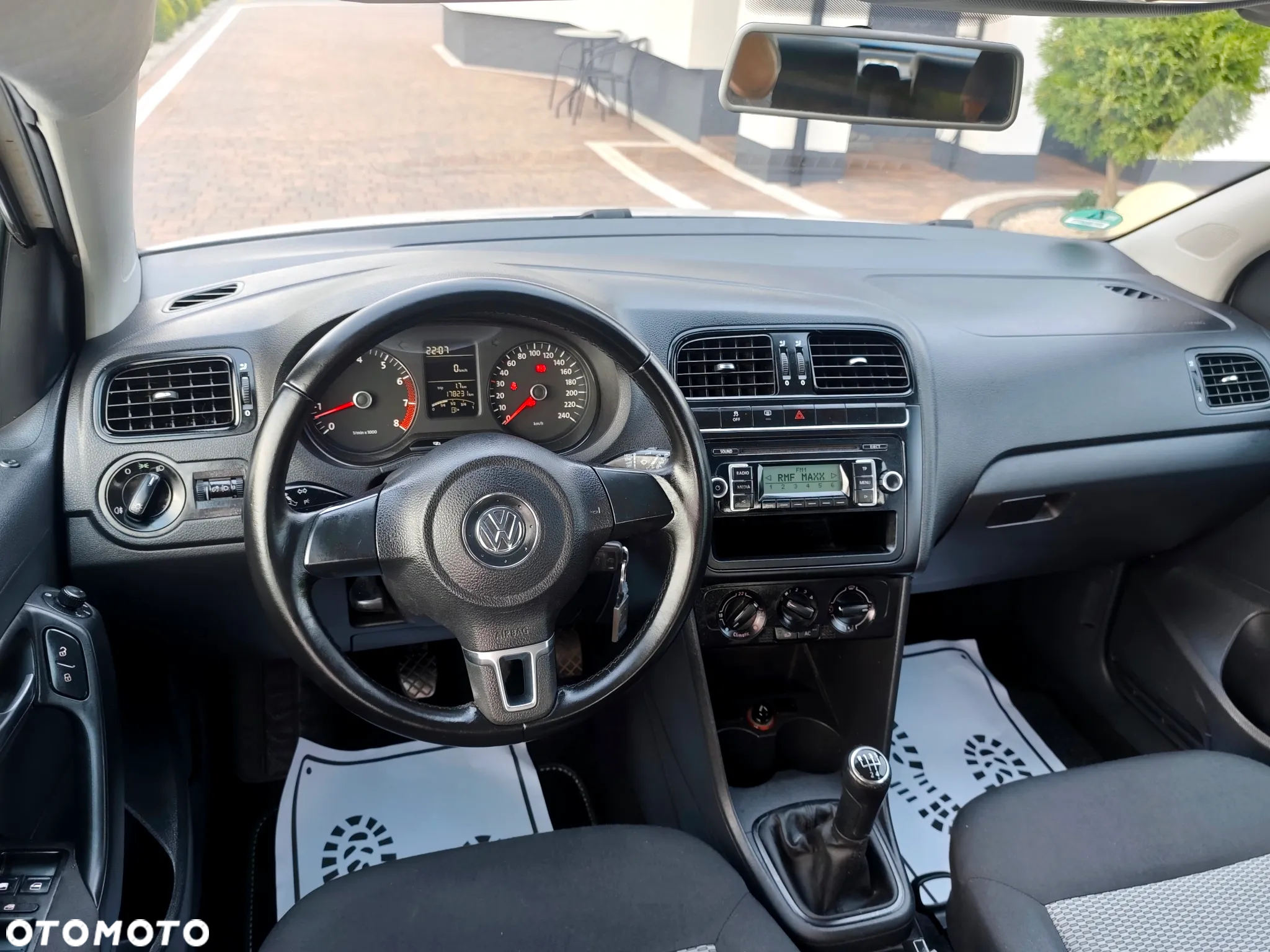 Volkswagen Polo - 26