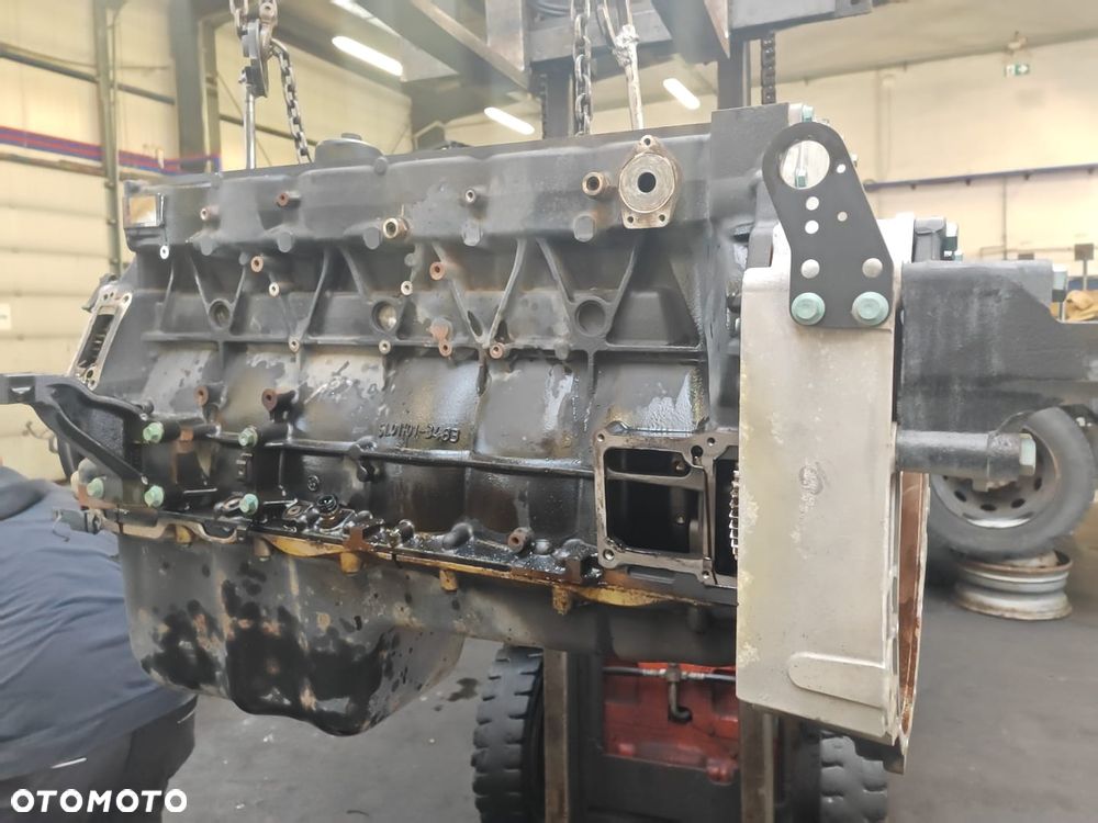 BLOK SILNIKA Z UKŁADEM KORBOWO-TŁOKOWYM MAN TGX TGS TG3 D2676LF80 EURO 6 - 6