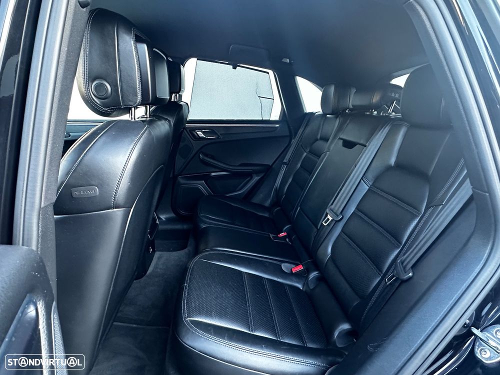 Porsche Macan 2.0T - 13