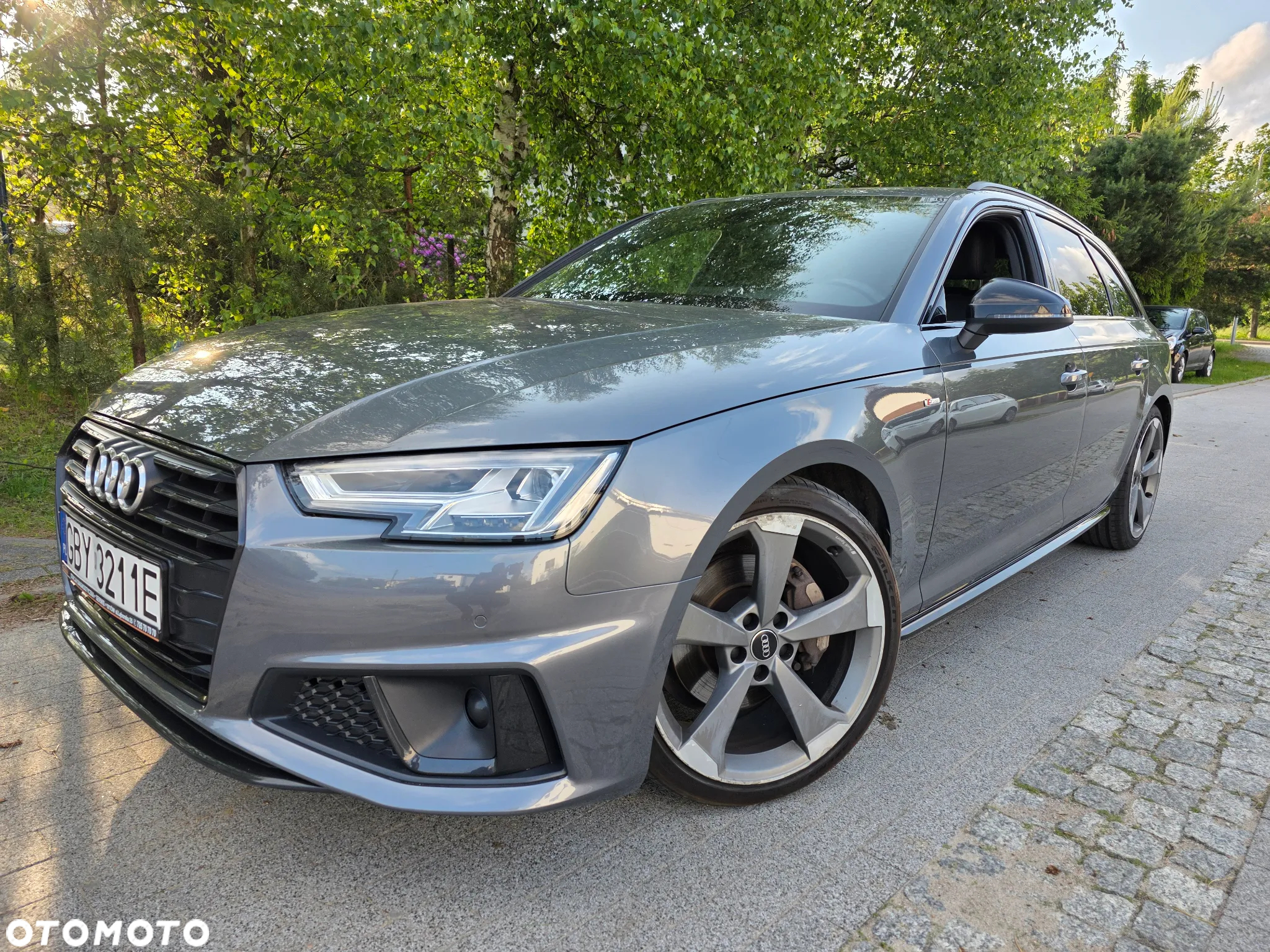 Audi A4 Avant 2.0 TDI ultra S tronic design - 10