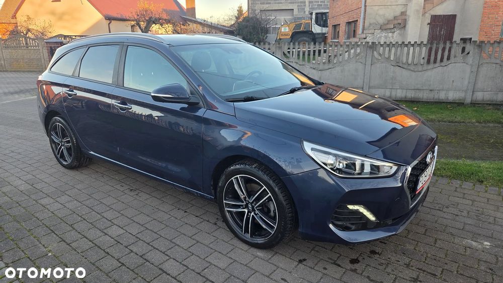 Hyundai i30 1.0 T-GDI Intro Edition - 16