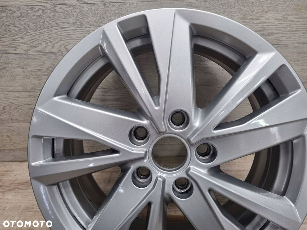 Volkswagen Touran III 2022 Wszystkie Felgi aluminiowe R16 - 5