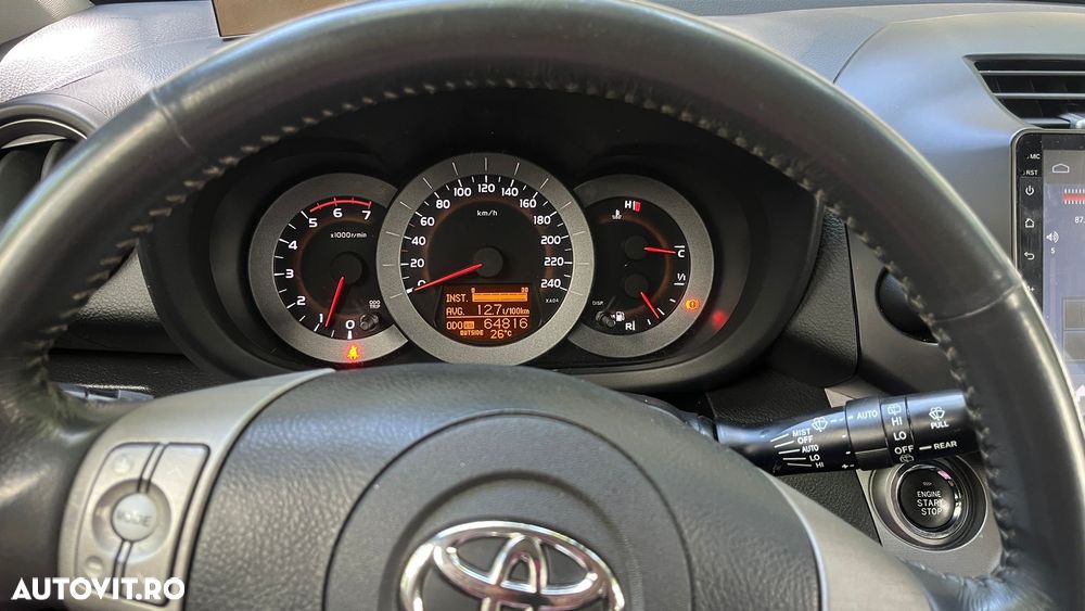 Toyota RAV4 2.2 D-4D Executive - 5