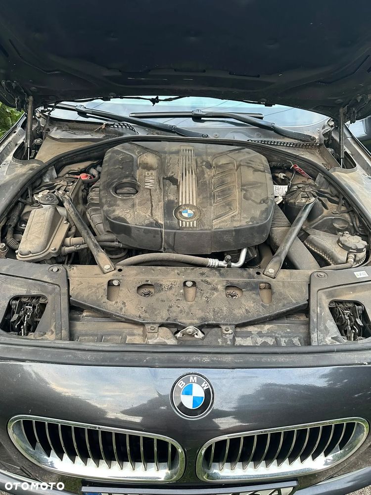 BMW Seria 5 2012 photo 3