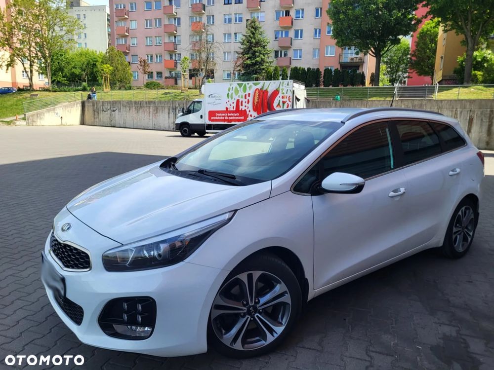 Kia Ceed 1.6 CRDi 136 DCT ISG SW GT Line - 19