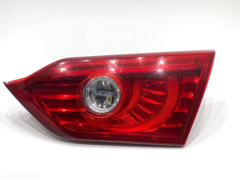 LAMPA TYŁ PRAWA WEWNĘTRZNA  INFINITI Q50 2013 - 2022 50 Hybrid AWD 268 kW [364 KM] Hybryda silnik - 1
