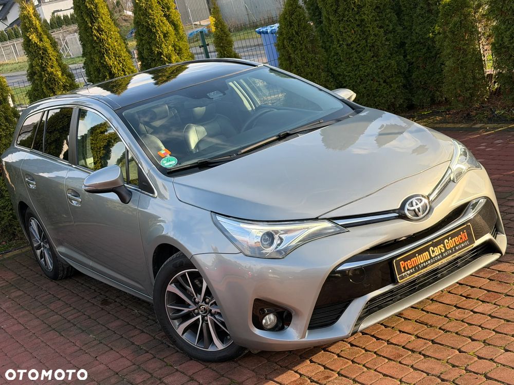 Toyota Avensis 2.0 D-4D Premium - 37