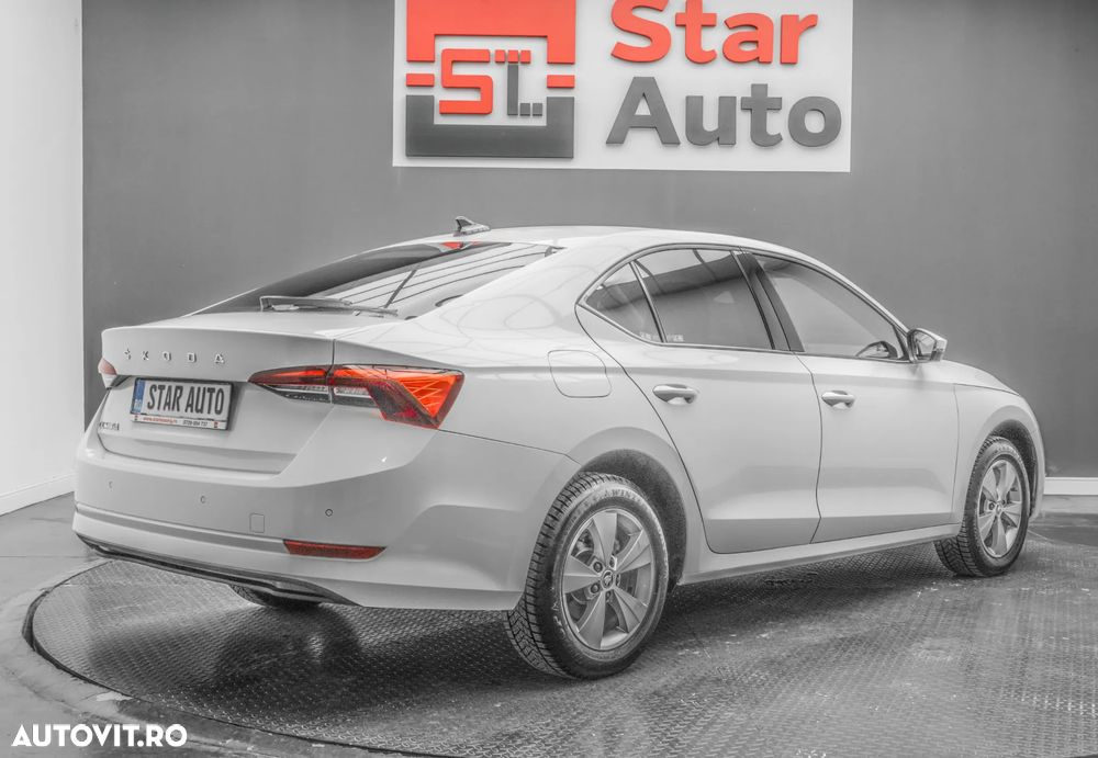 Skoda Octavia 2.0 TDI DSG Style - 7