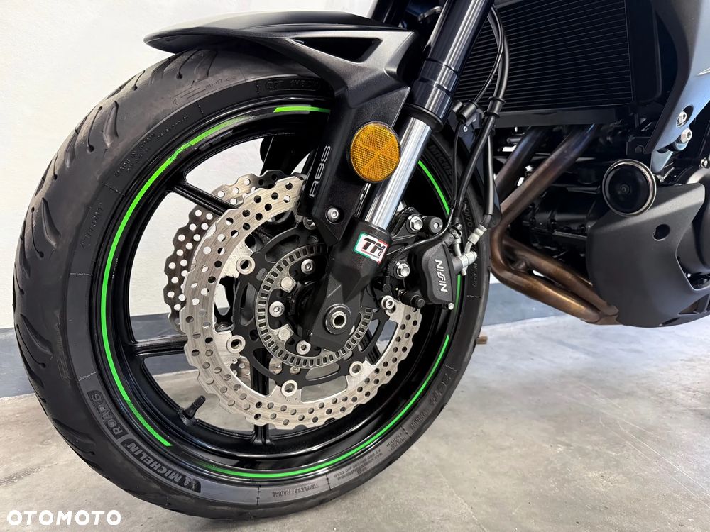 Kawasaki Versys 650 - 7