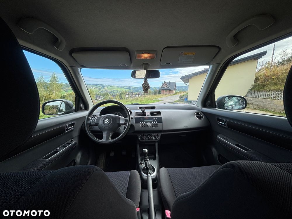 Suzuki Swift 1.3 4x4 Comfort - 11