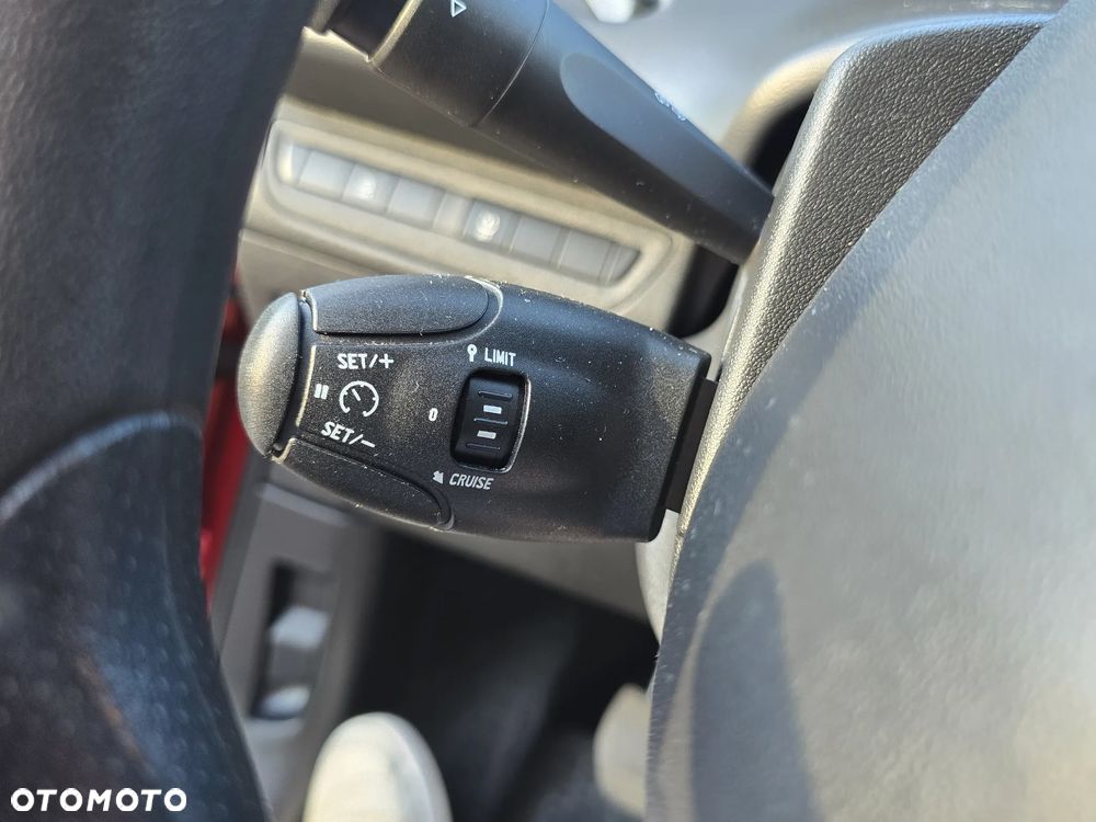 Peugeot 208 1.2 PureTech Active - 24