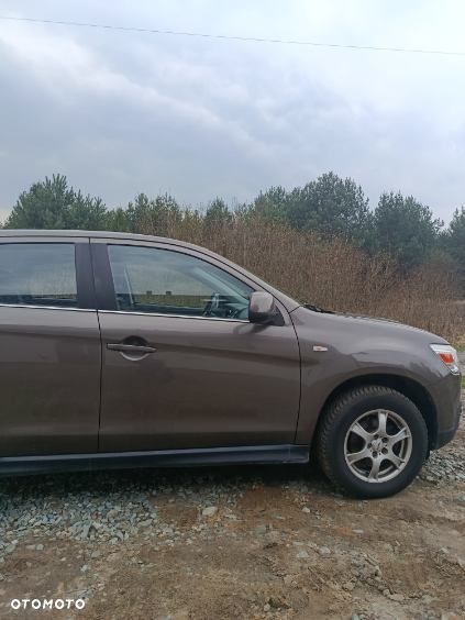 Mitsubishi ASX - 6