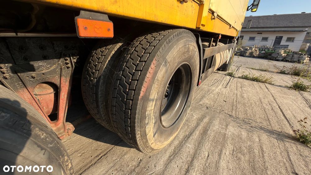 Volvo FH12 - 18
