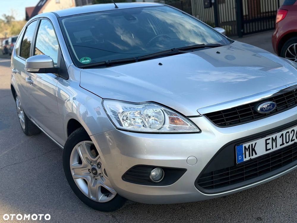 Ford Focus 1.6 16V Style - 9