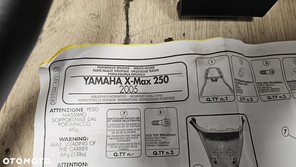 Stelaż pod kufer centralny Givi SR355M Yamaha X-Max 250 - 5