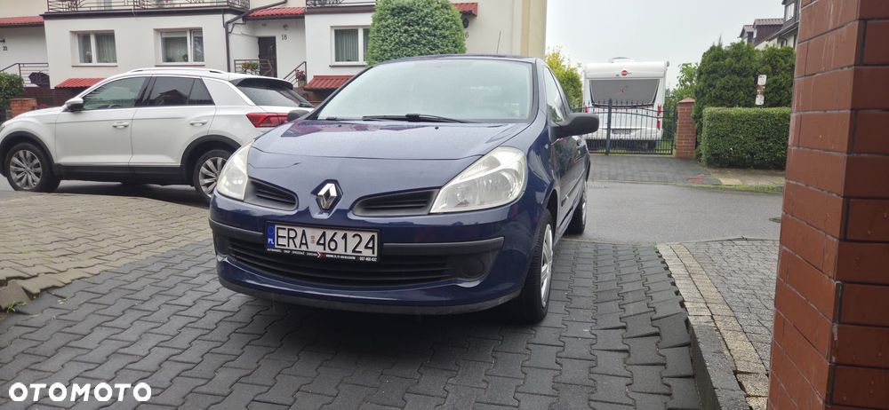 Renault Clio - 1