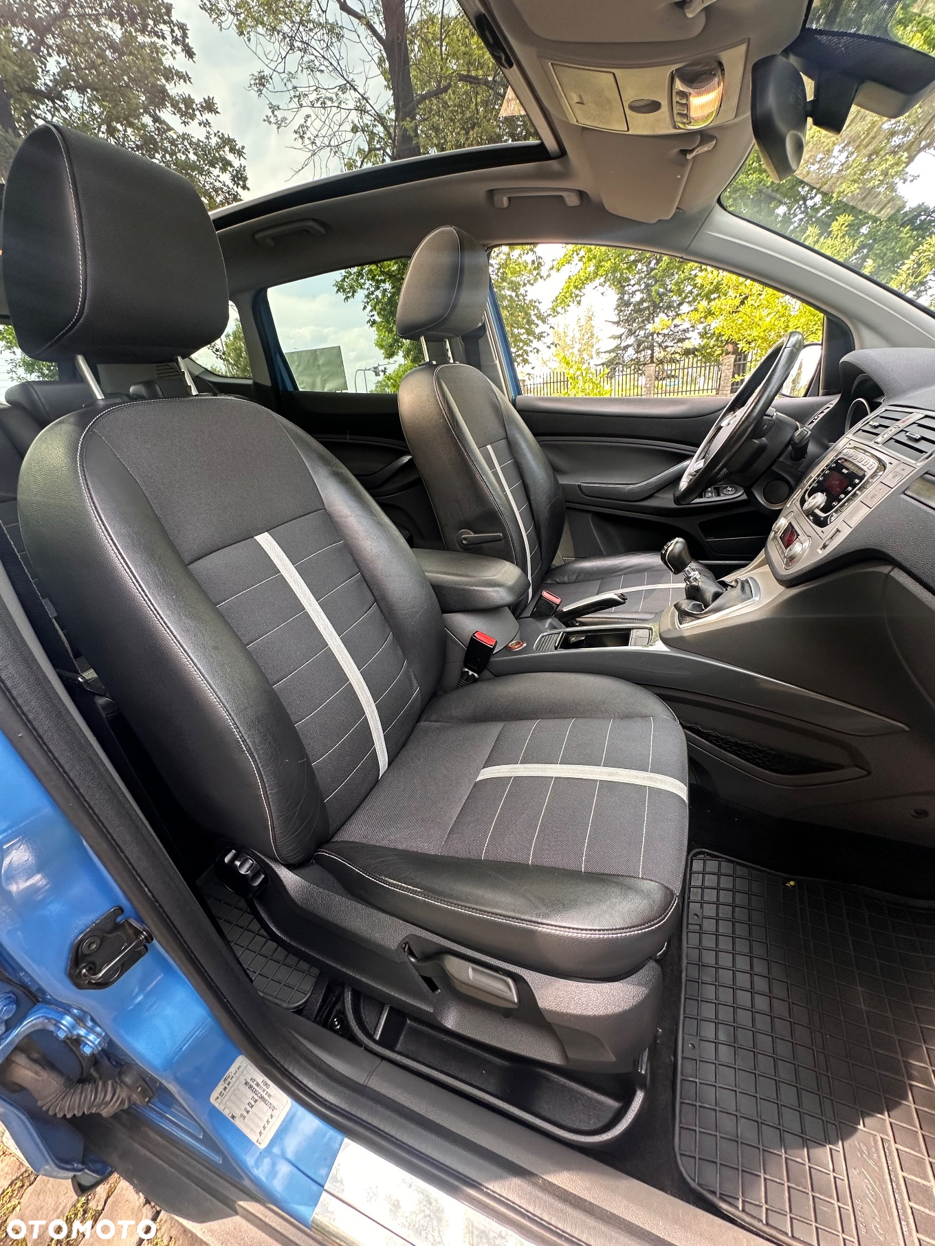 Ford Kuga 2.0 TDCi 4x4 Titanium - 21