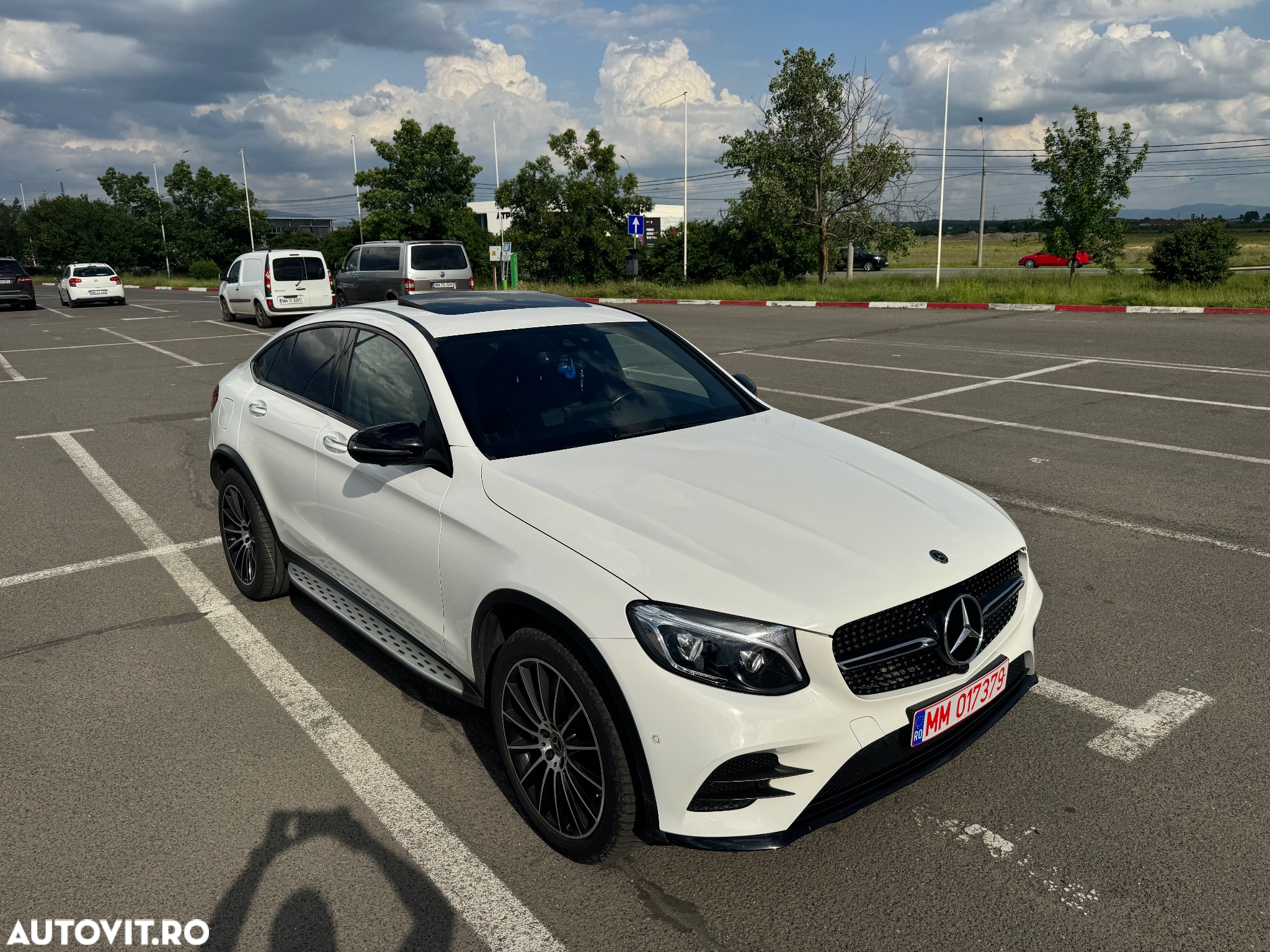 Mercedes-Benz GLC Coupe 250 d 4Matic 9G-TRONIC AMG Line - 6