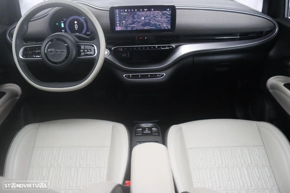 Fiat 500e La Prima - 33