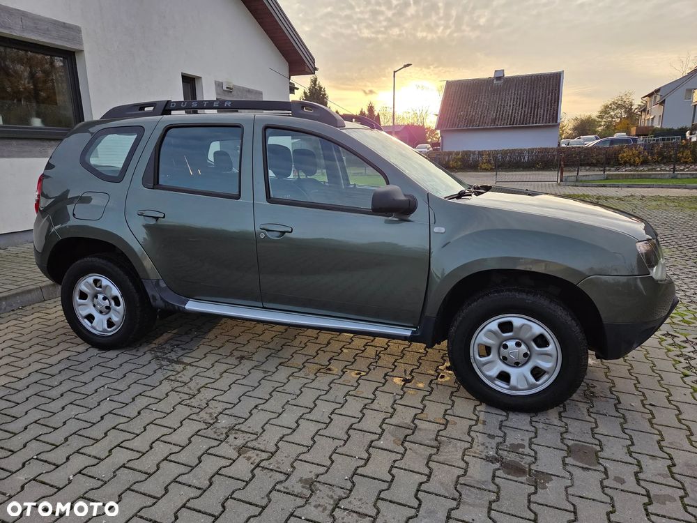 Dacia Duster TCe 125 4x2 Blackshadow - 4